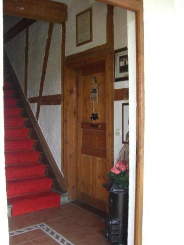 Hotel Adler Aichelberg  Екстер'єр фото